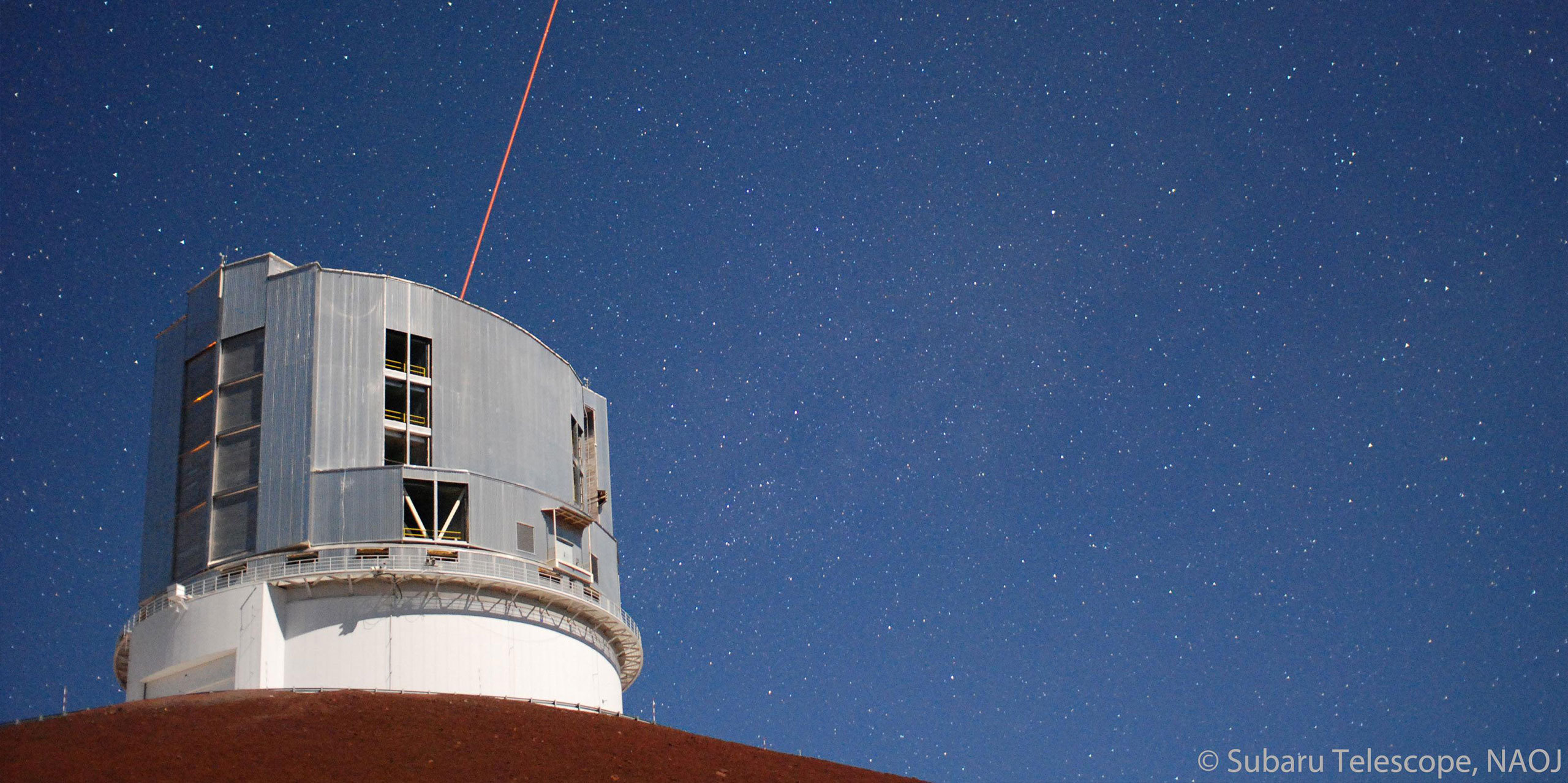 Laser beam coming from Subaru Telescope’s enclosure