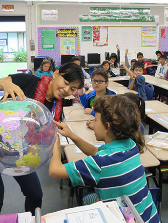 ハワイの子供たちに科学の楽しさを教える